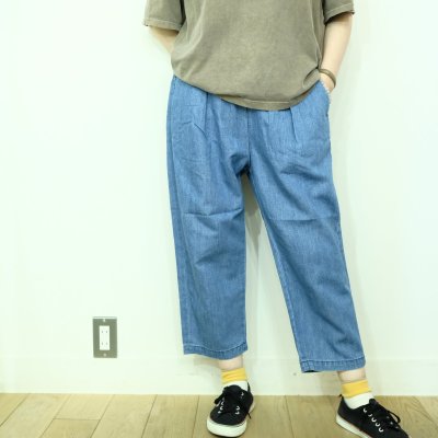 画像1: サキュウ　コットンリネンのクロップドテーパドパンツ
