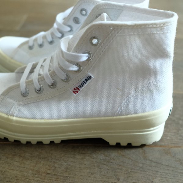 画像1: sale!!　サイズ37と38！　SUPERGA　ハイカット (1)